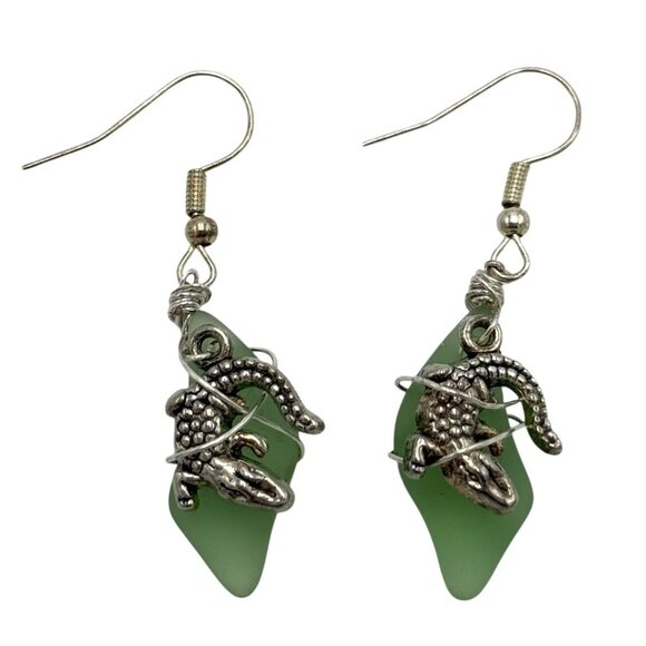 Unbranded Jewelry - Green Sea Glass Alligator Earrings Florida Vacation Swamp Coastal Lake Southern